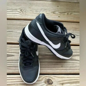 NIKE Black Panda 🐼 Dunk Youth’s Sz 4Y